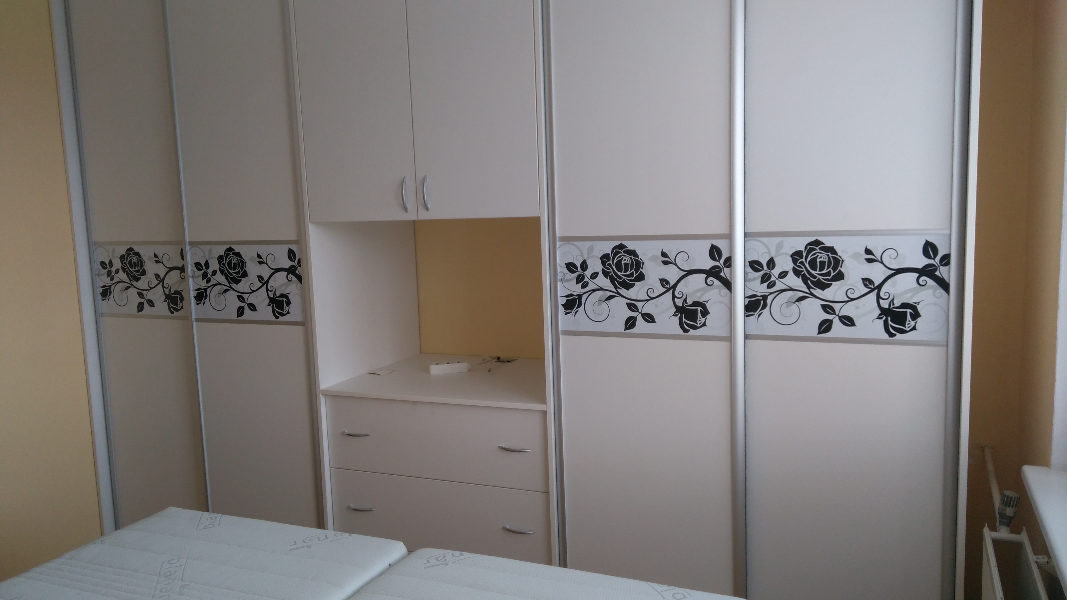 Vstavaná skriňa do chodby Bratislava